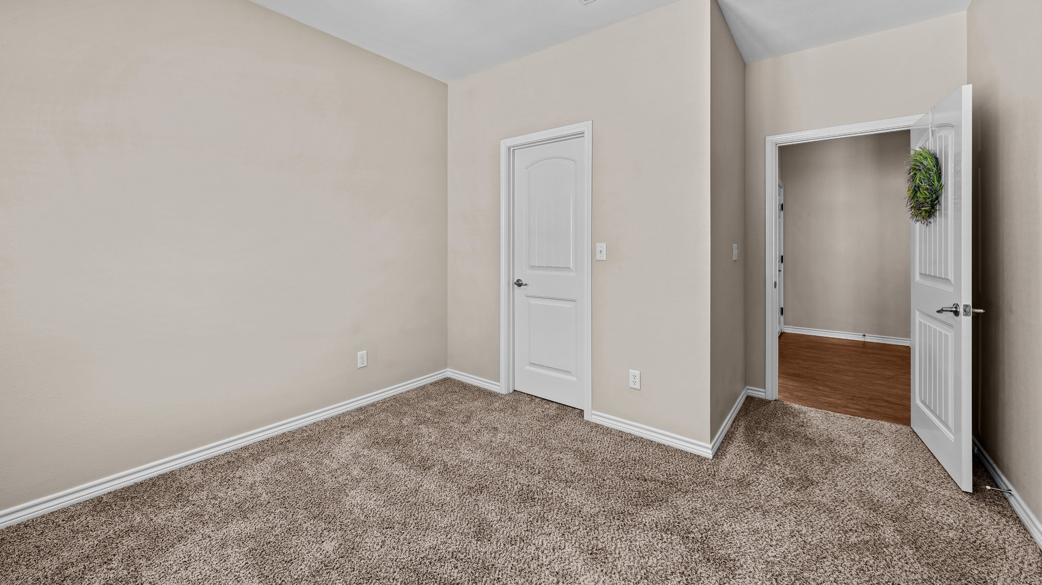The Stonegate Photos Slider - Thumbnail